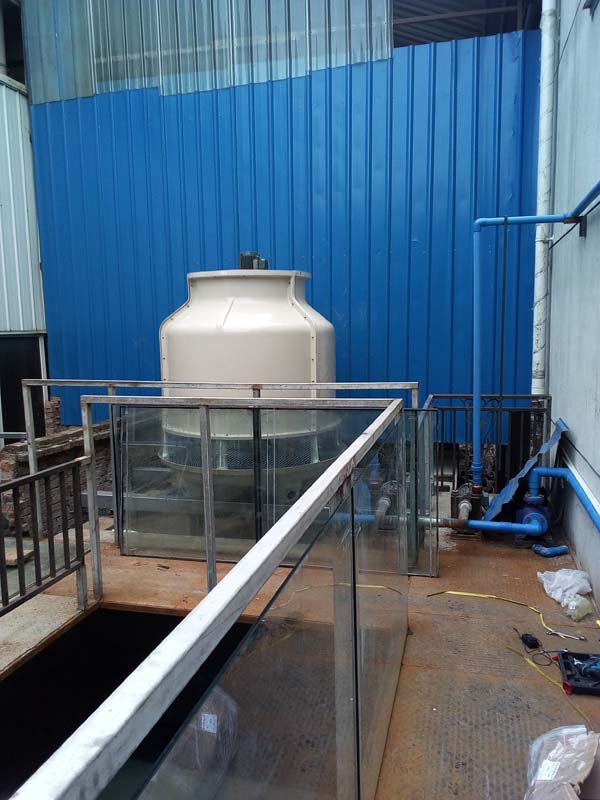 成都温江40T冷却塔施工现场