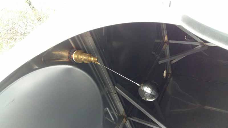 成都龙泉24立方304不锈钢消防水箱施工现场