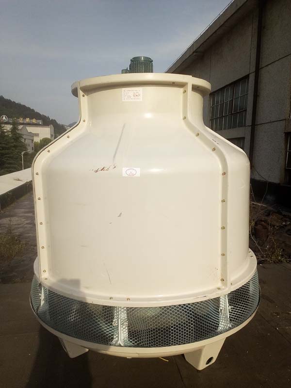 贵州遵义60T冷却塔安装现场