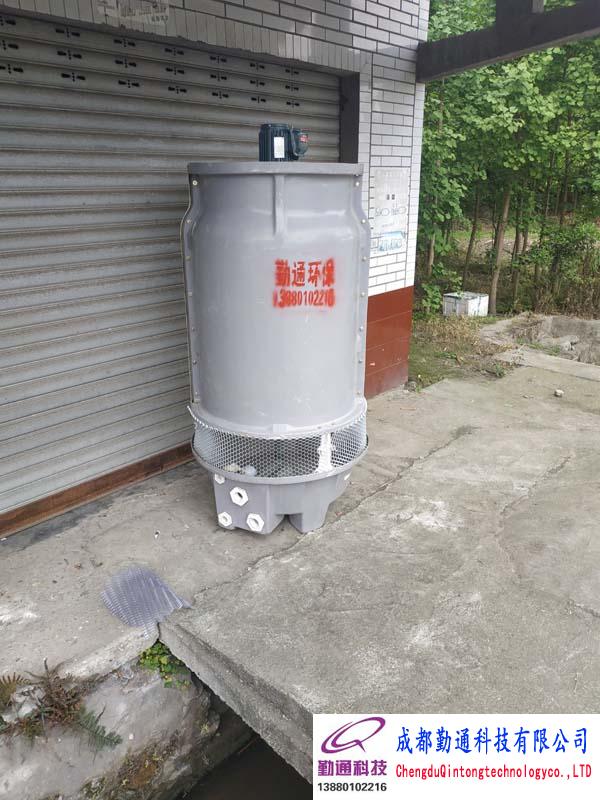 宜宾10T冷却塔备货现场,圆形逆流式玻璃钢冷却塔