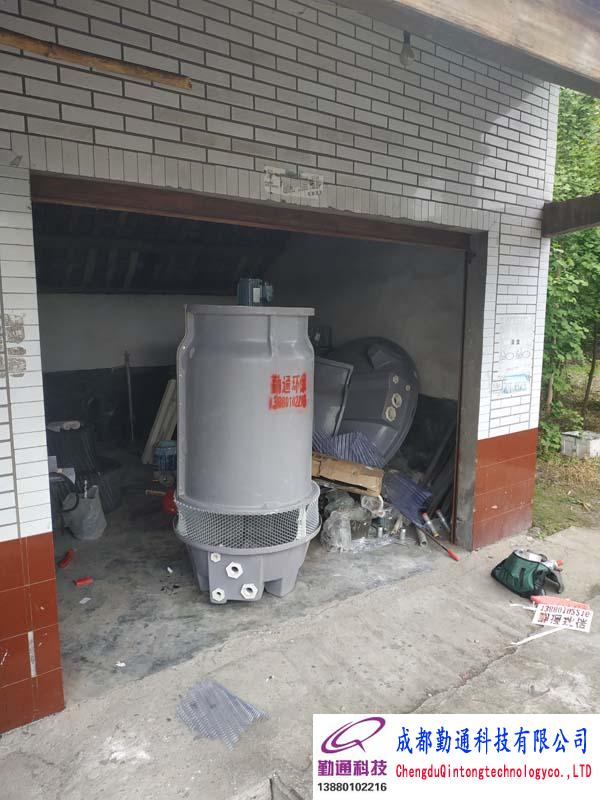 宜宾10T冷却塔备货现场,圆形逆流式玻璃钢冷却塔