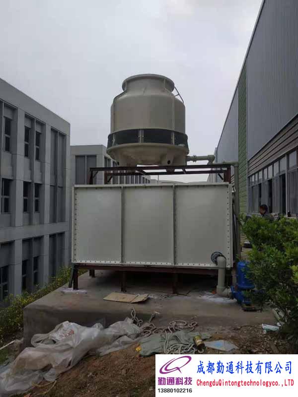 淮口80T冷却塔27方玻璃钢水箱水泵管道冷却塔循环系统安装现场